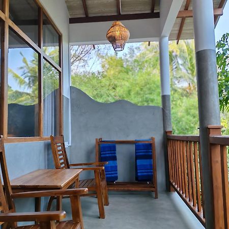 The Jungle View Hotel Mirissa Bagian luar foto