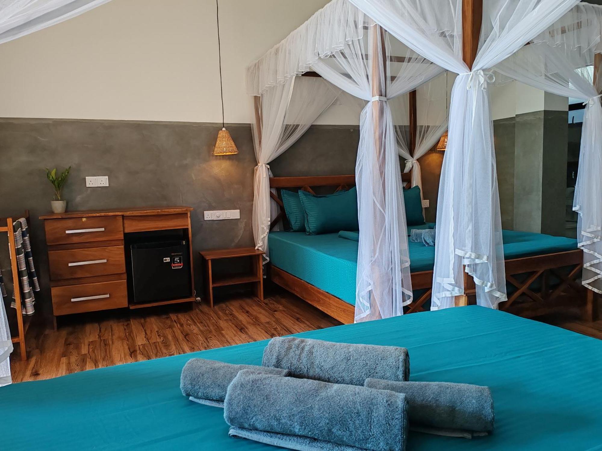 The Jungle View Hotel Mirissa Bagian luar foto
