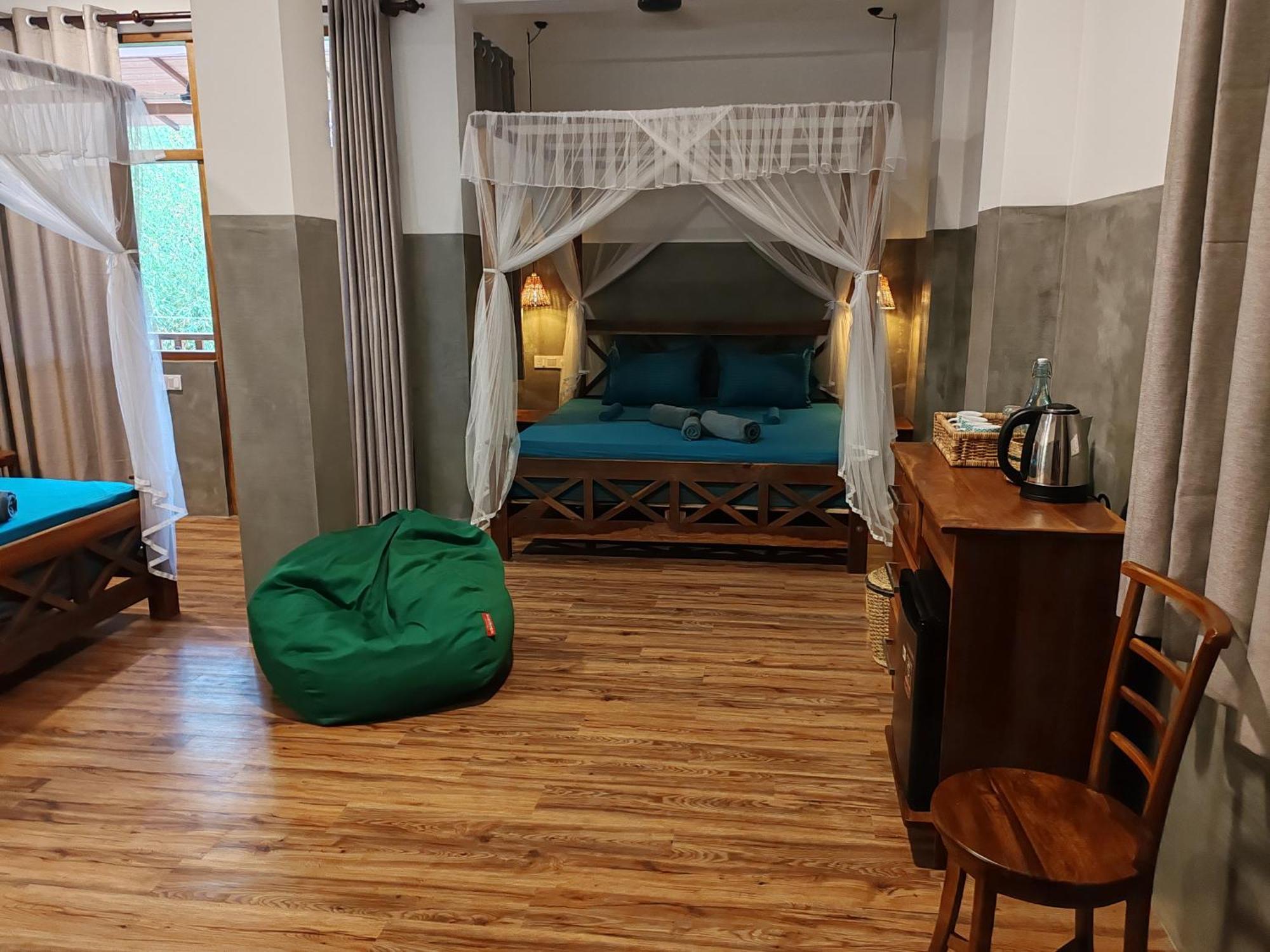 The Jungle View Hotel Mirissa Bagian luar foto