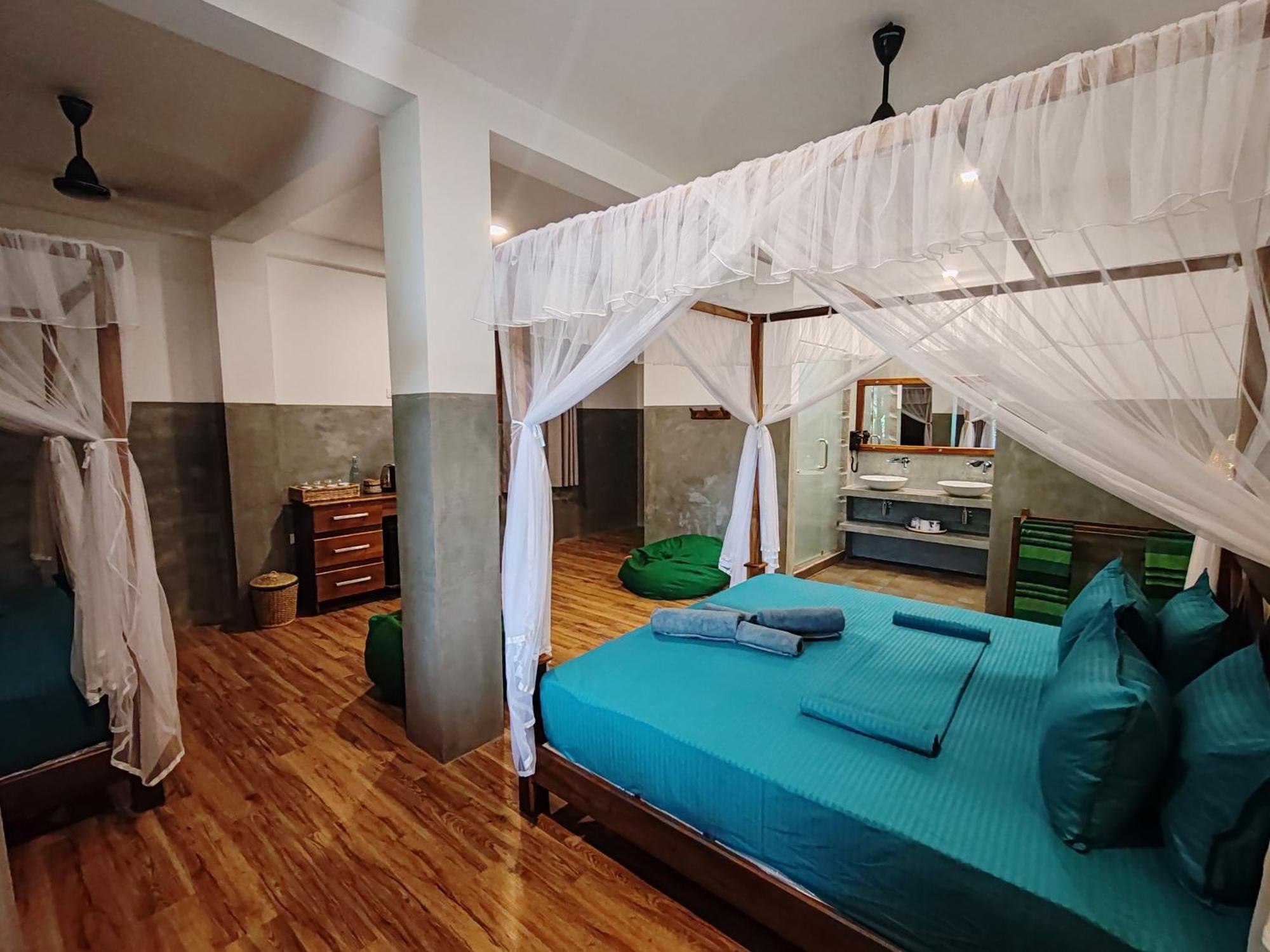 The Jungle View Hotel Mirissa Bagian luar foto